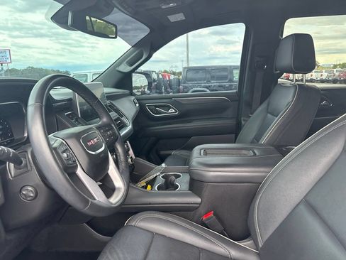 Used 2023 GMC Yukon SLT w/ SLT Premium Package AWD/4WD image 15