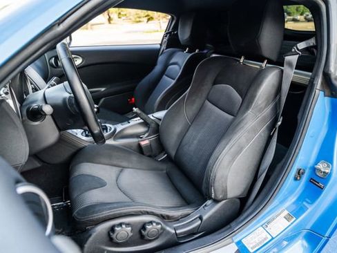 Used 2012 Nissan 370Z Coupe image 4