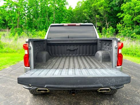 Used 2021 Chevrolet Silverado 1500 RST AWD/4WD image 29