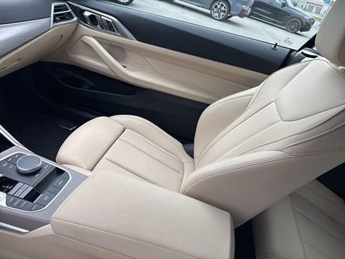 Used 2025 BMW 430i xDrive Convertible w/ Premium Package image 17