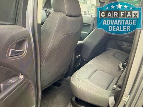 Used 2022 Chevrolet Colorado LT w/ LT Convenience Package image 5