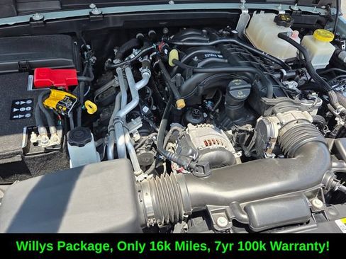 Used 2023 Jeep Gladiator Sport AWD/4WD image 11