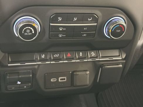 Used 2024 Chevrolet Silverado 2500 Custom w/ Custom Convenience Package AWD/4WD image 18