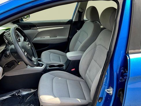 Used 2017 Hyundai Elantra SE image 20