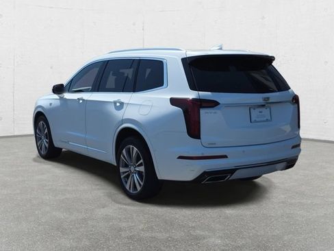 Certified 2024 Cadillac XT6 Premium Luxury w/ Technology Package AWD/4WD image 7