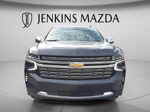 Used 2024 Chevrolet Suburban Premier RWD image 8