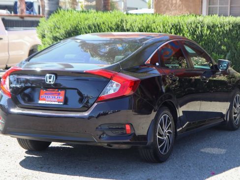 Used 2016 Honda Civic LX image 9