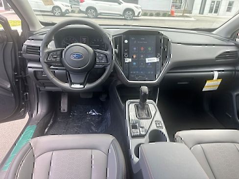 New 2025 Subaru Crosstrek 2.5i Limited w/ Popular Package #3A image 7