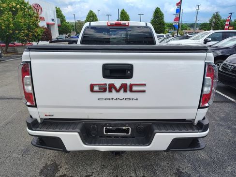 Used 2022 GMC Canyon Elevation w/ Elevation Premium Package AWD/4WD image 5