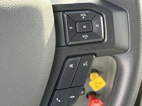 Used 2025 Ford F650 2WD Regular Cab Super Duty image 29