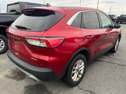 Used 2021 Ford Escape SE w/ Convenience Package AWD/4WD image 3