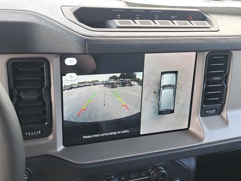 New 2026 Ford Bronco Outer Banks w/ Sasquatch Package image 30