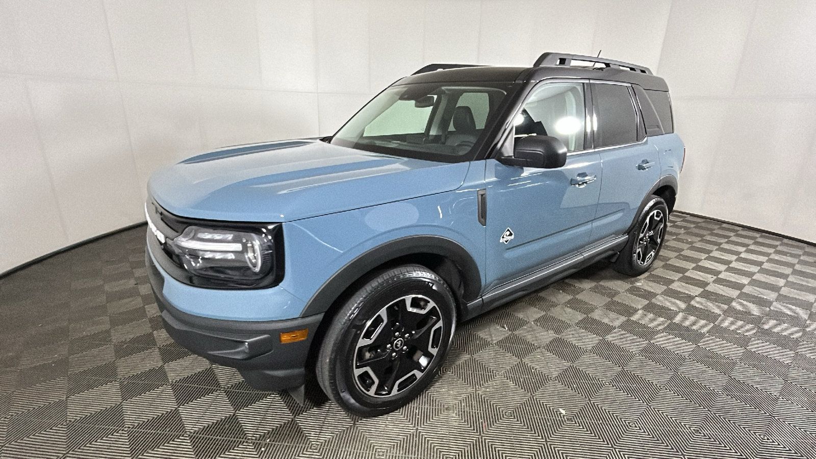 Used 2022 Ford Bronco Sport Outer Banks w/ Tech Package AWD/4WD image 8
