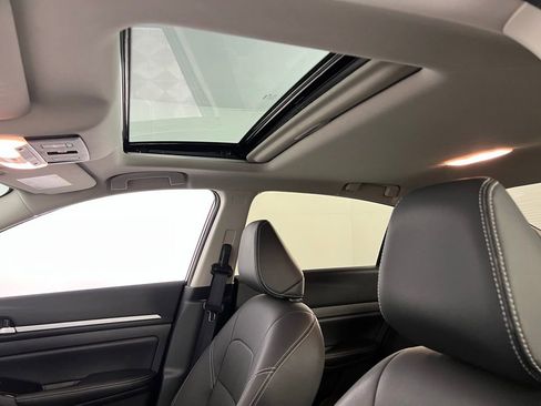 Used 2024 Nissan Altima 2.5 SL image 25