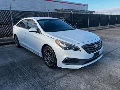 Used 2017 Hyundai Sonata Sport 2.0T image 3