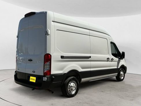 Used 2025 Ford Transit 250 148 High Roof AWD w/ Load Area Protection Package image 5