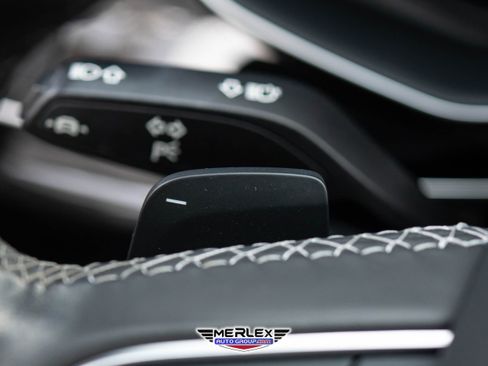 Used 2021 Audi Q8 Premium Plus w/ Premium Plus Package image 29