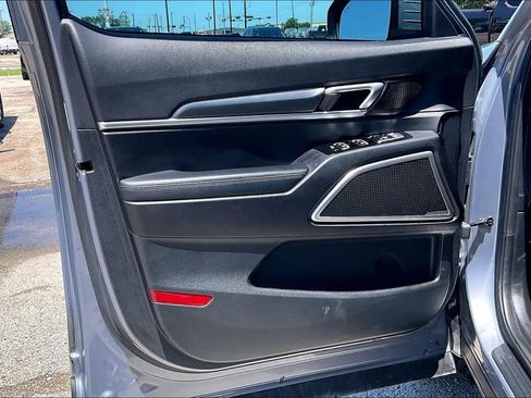 Used 2021 Kia Telluride S FWD image 17