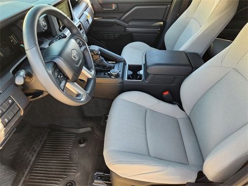 Used 2025 Toyota 4Runner SR5 image 9