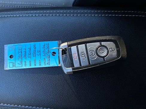 Certified 2022 Ford Escape SE w/ Convenience Package image 52