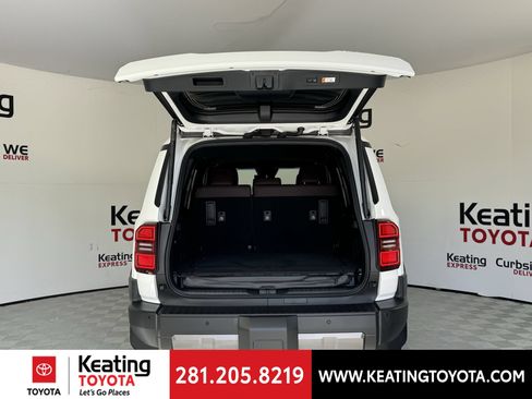Used 2026 Toyota Land Cruiser w/ Premium Package AWD/4WD image 17