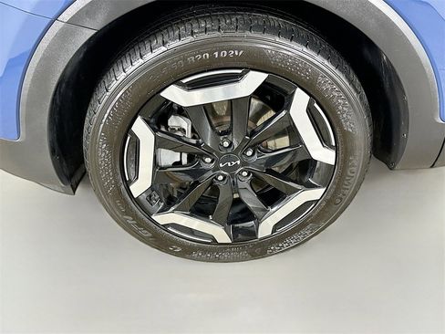 Certified 2023 Kia Telluride S w/ S Sunroof Package image 15