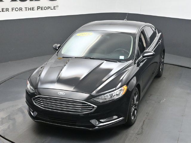 Used 2018 Ford Fusion SE w/ Equipment Group 201A FWD image 49