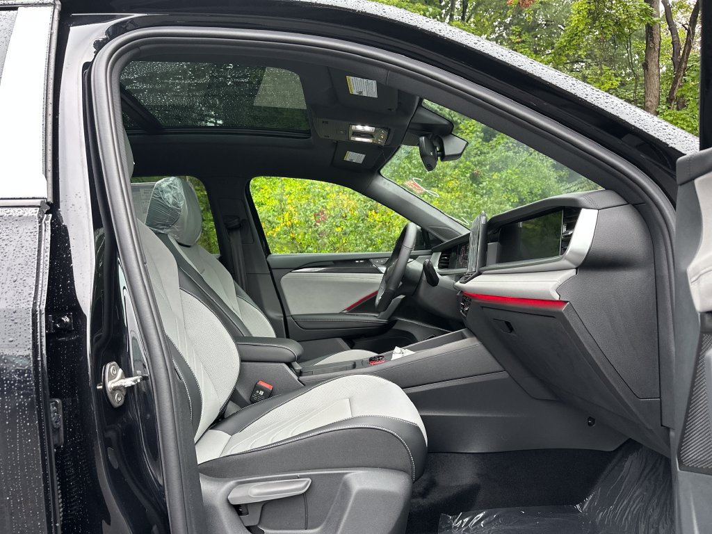 New 2026 Volkswagen Tiguan SE R-Line AWD/4WD image 20