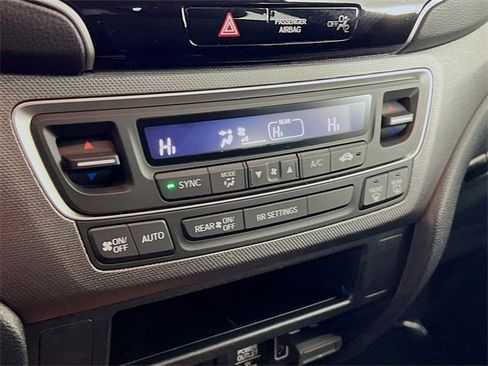 Used 2021 Honda Ridgeline Sport image 14