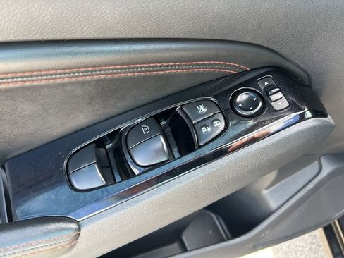 Used 2023 Nissan Altima 2.5 SR image 13