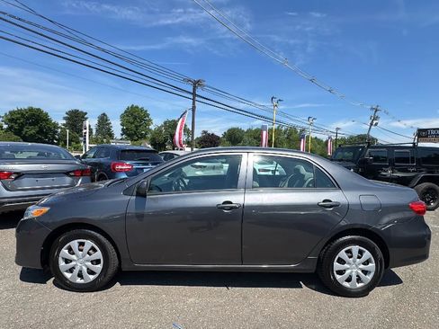 Used 2013 Toyota Corolla L FWD image 8