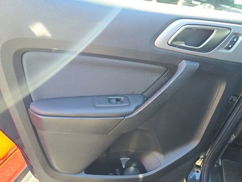 Used 2019 Ford Ranger XLT w/ Equipment Group 302A Luxury image 9