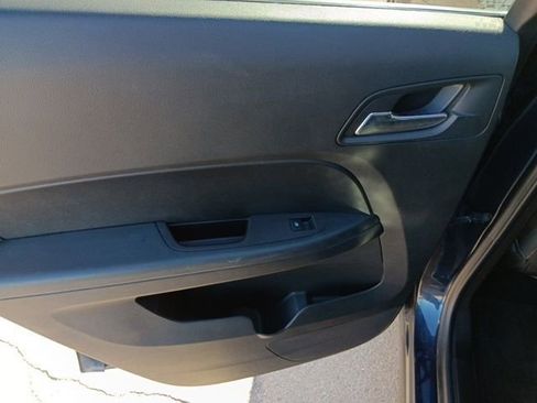 Used 2017 Chevrolet Equinox LT w/ Convenience Package image 25