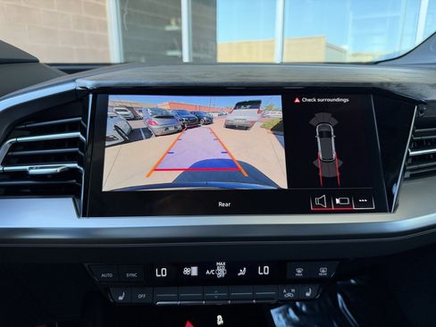 Used 2024 Audi Q4 e-tron Premium image 20