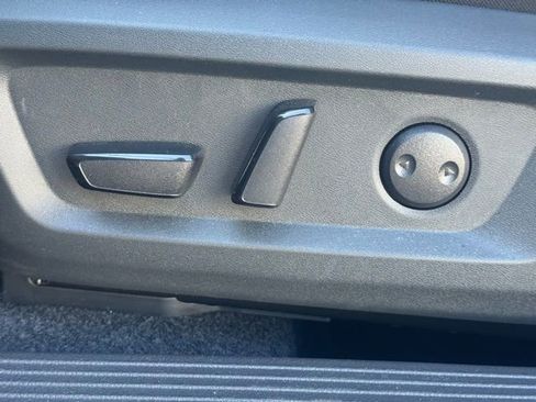 Used 2026 Nissan Rogue SV w/ Cold Weather Package image 18