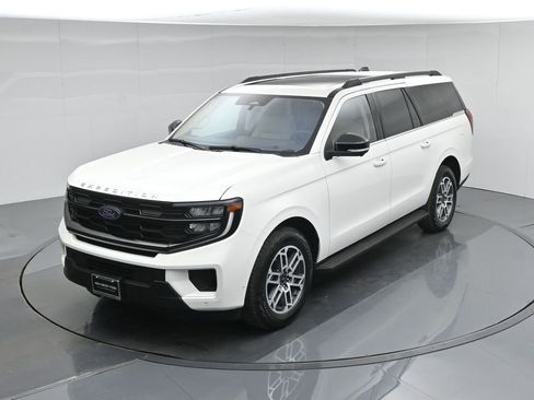 Used 2025 Ford Expedition Max Active image 42