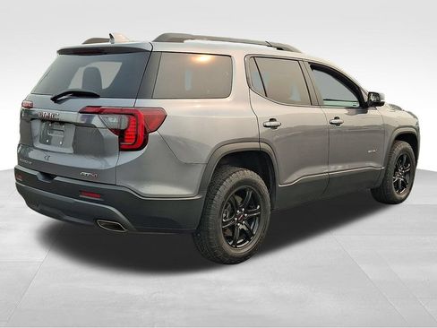 Used 2022 GMC Acadia AT4 w/ Technology Package AWD/4WD image 6