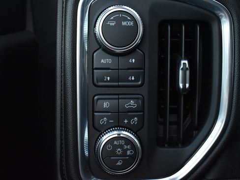 Used 2021 GMC Sierra 1500 Elevation w/ Preferred Package image 21