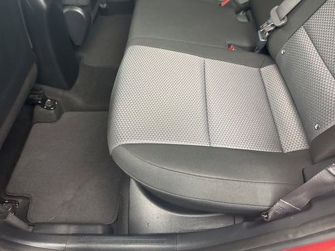 Used 2023 Kia Soul LX w/ LX Technology Package image 32