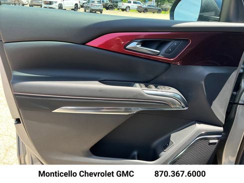 New 2026 Chevrolet Traverse Z71 w/ Enhanced Driving Package AWD/4WD image 10