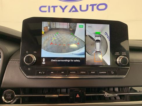 Used 2024 Mitsubishi Outlander SE image 27