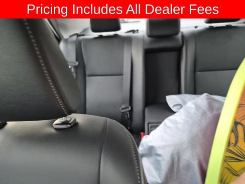 Used 2018 Toyota Corolla XLE FWD image 11