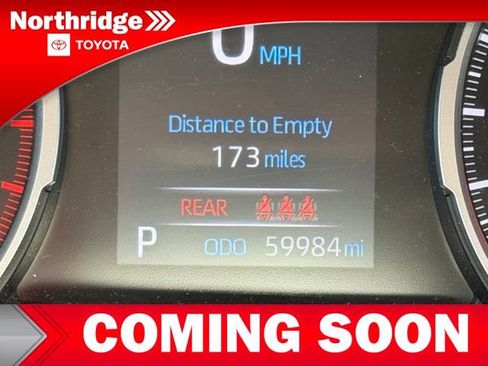 Used 2020 Toyota RAV4 XLE w/ Convenience Package FWD image 10
