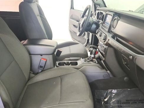 Used 2023 Jeep Wrangler Sport AWD/4WD image 34