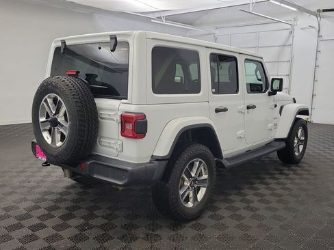 Used 2020 Jeep Wrangler Unlimited Sahara image 8