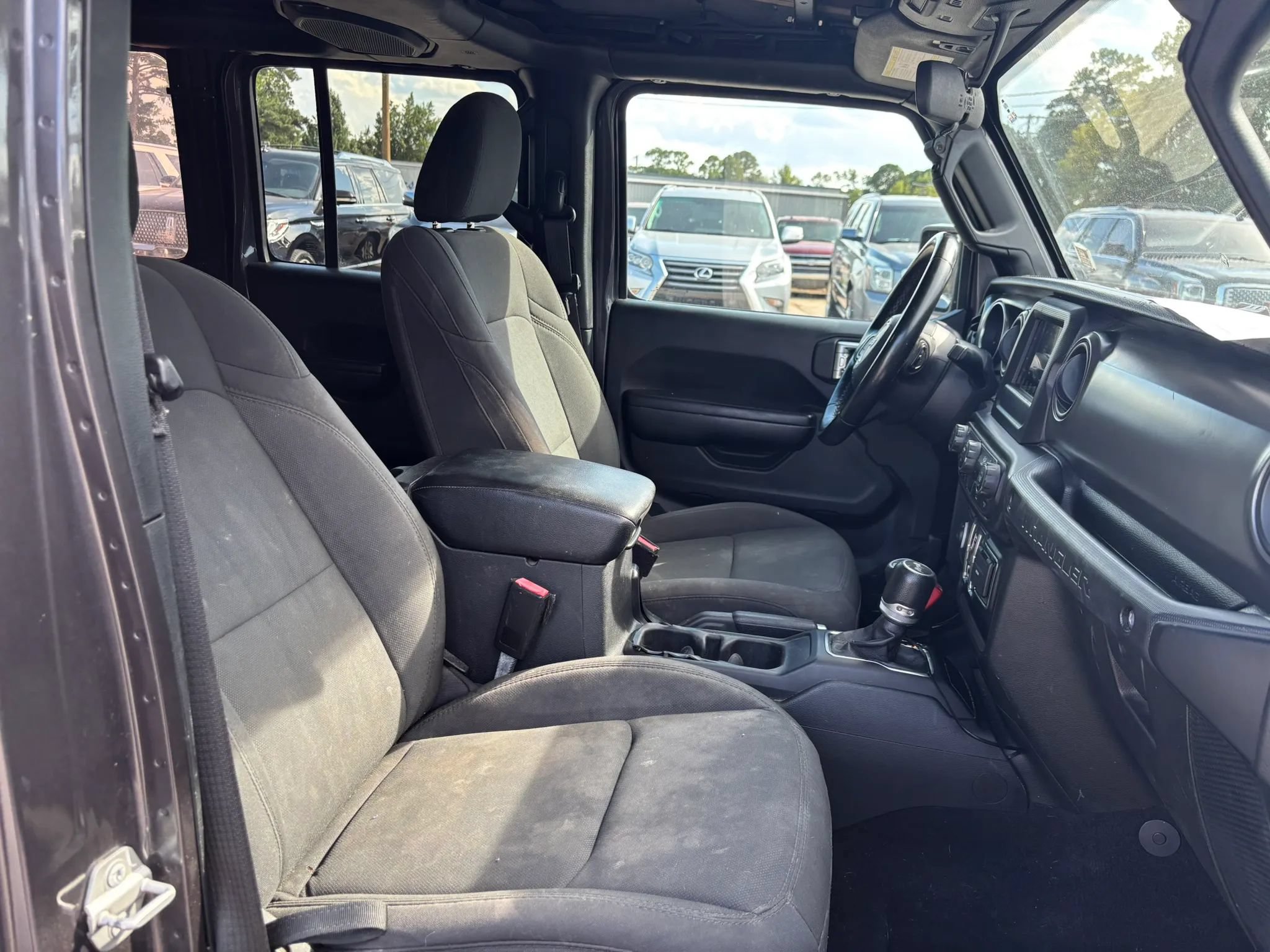 Used 2021 Jeep Wrangler Unlimited Sport AWD/4WD image 22