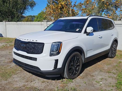 Used 2021 Kia Telluride EX w/ EX Premium Package image 2