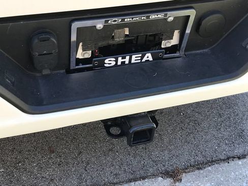Used 2024 GMC Sierra 1500 Elevation AWD/4WD image 9