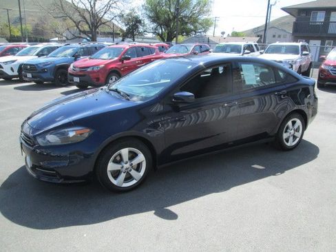 Used 2015 Dodge Dart SXT FWD image 3