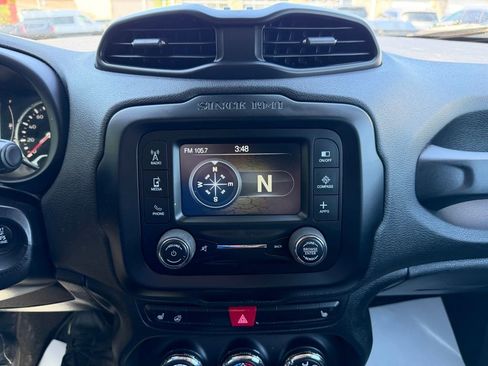 Used 2016 Jeep Renegade 75th Anniversary AWD/4WD image 13